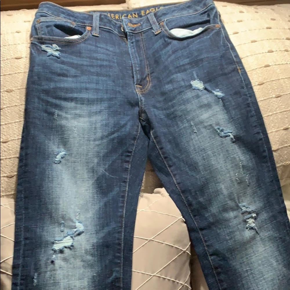 American Eagle Outfitters Ripped Blue Jeans